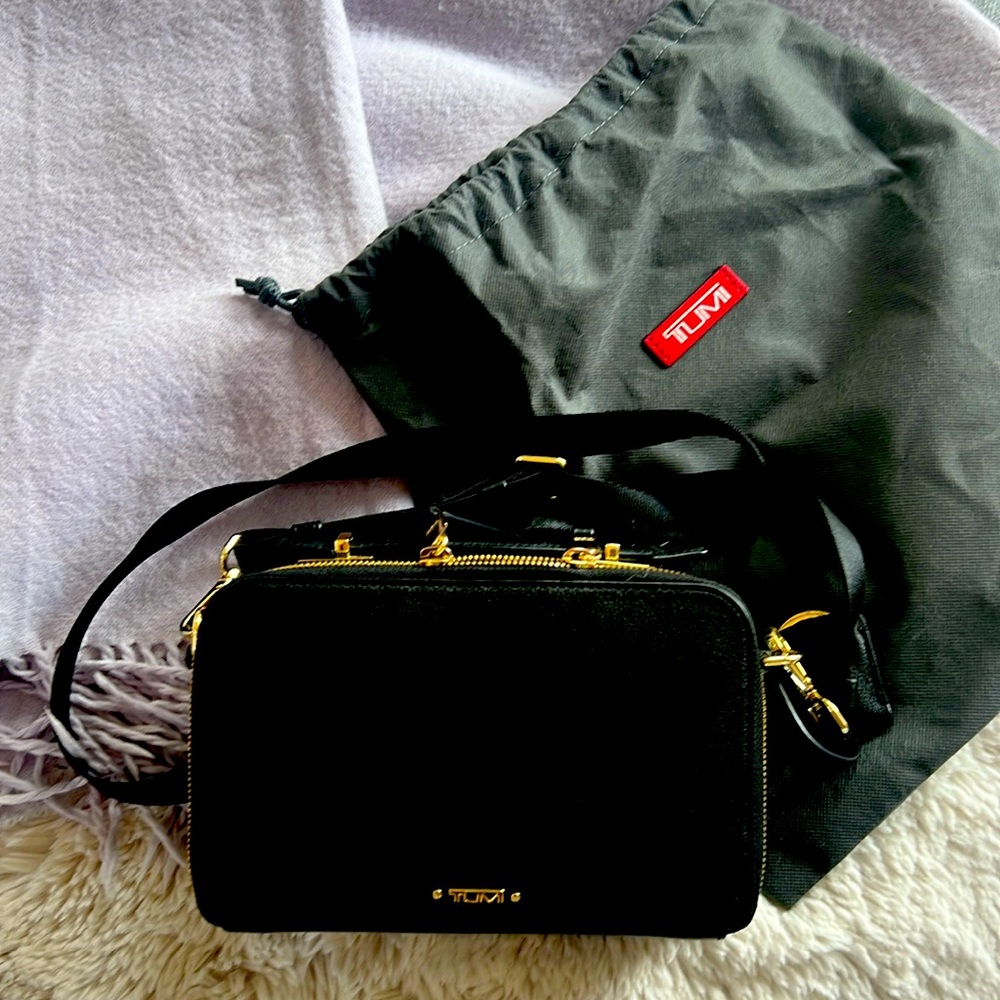 Tumi Voyager Mari cross body bag/purse